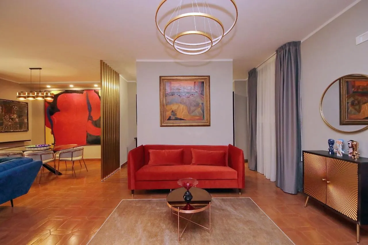 Апартаменты Luxury Di San Giacomo Рим 0*,