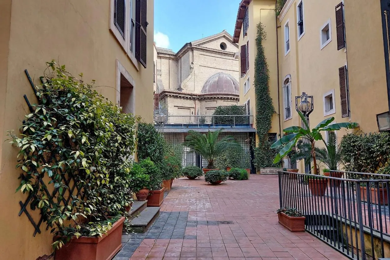 Luxury Di San Giacomo Apartment Rome
